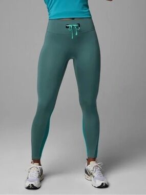 Fabletics stride 9 motion365+ high waisted leggings